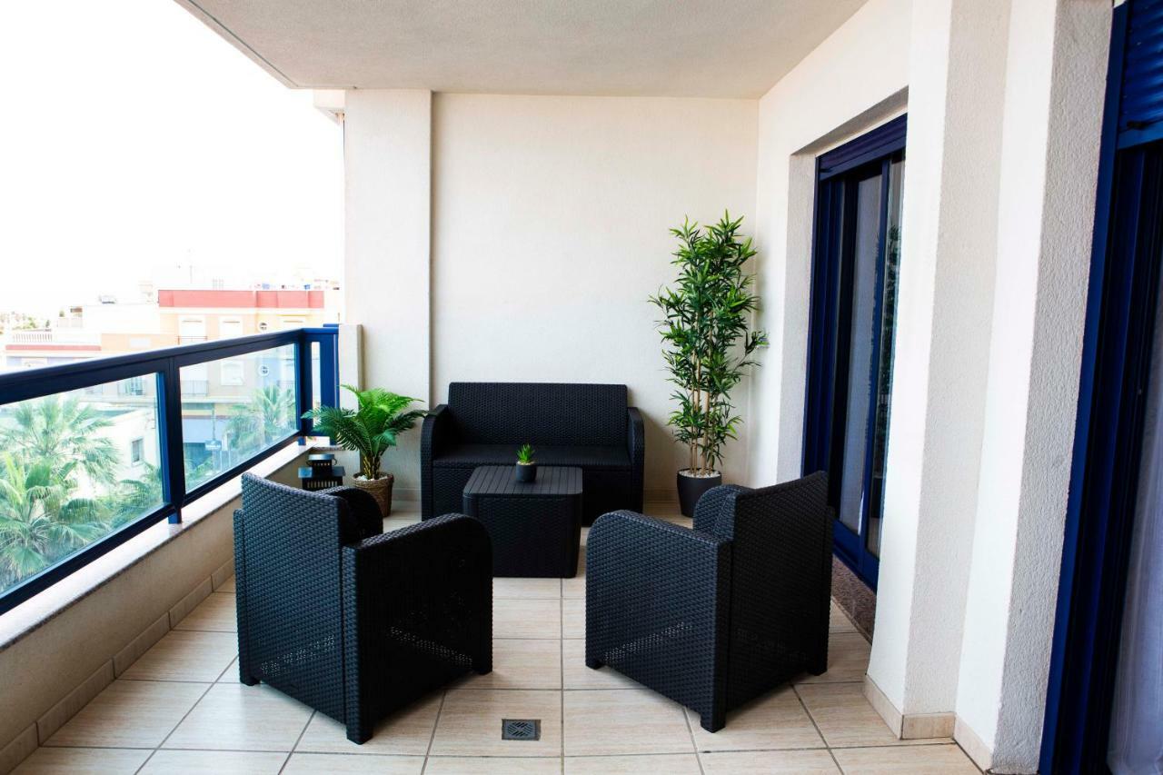 Apartment Las Sirenas, Wifi 100 Mb, Sea View โรเกตัสเดมาร์ ภายนอก รูปภาพ